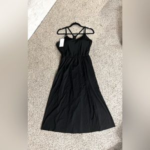 Halara Large MIDI Dress with slit and built in bra